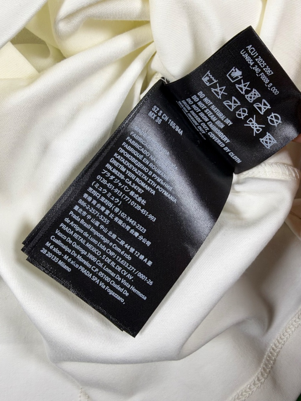 PRADA MEN'S MILKY WHITE COTTON T-SHIRT SIZE LARGE BOXY FIT TRIANGLE LOGO NEW - Picture 9 of 12